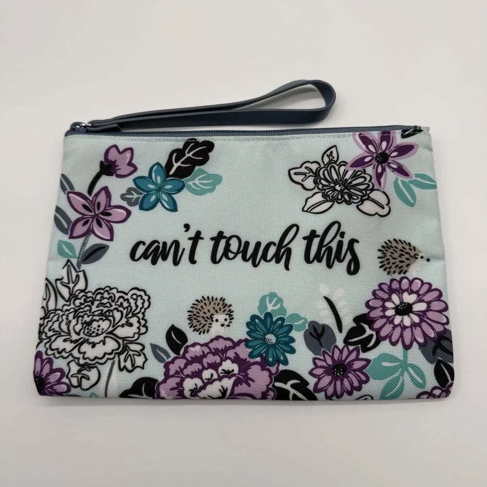 Vera Bradley Lighten Up Wristlet Penelope's Garden‎ Floral